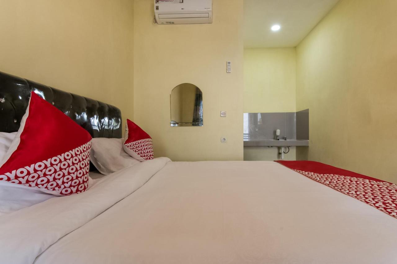 Oyo 3050 Hotasi Seaview Syariah Hotel Anyer Exterior photo