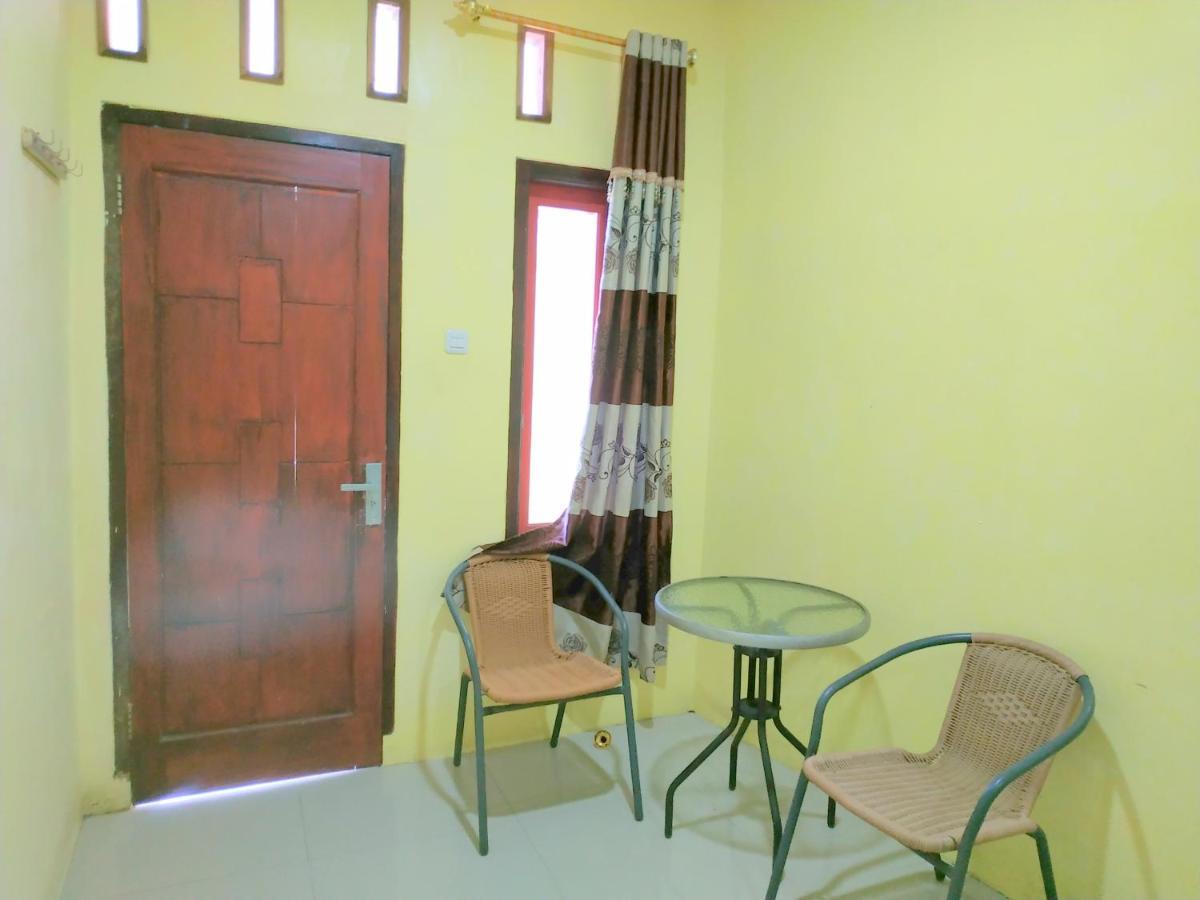 Oyo 3050 Hotasi Seaview Syariah Hotel Anyer Exterior photo