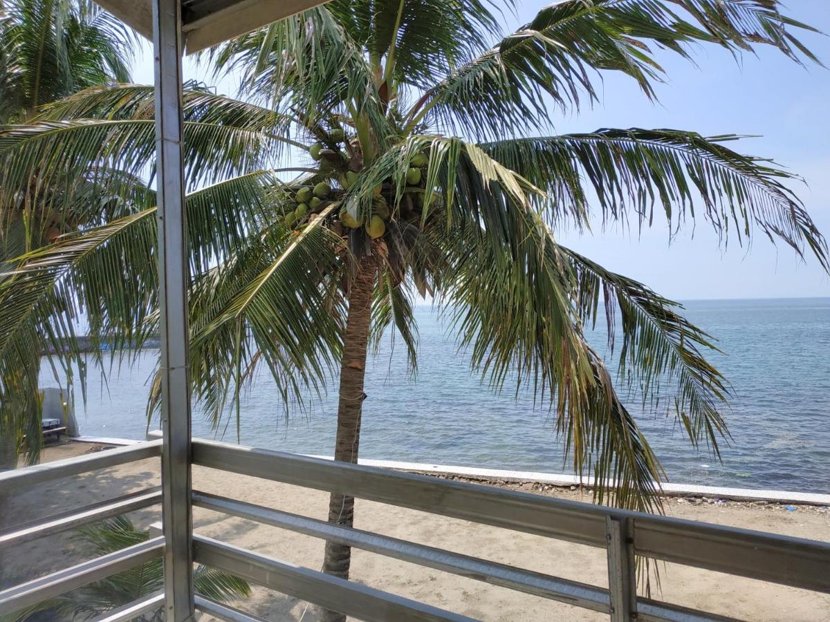 Oyo 3050 Hotasi Seaview Syariah Hotel Anyer Exterior photo