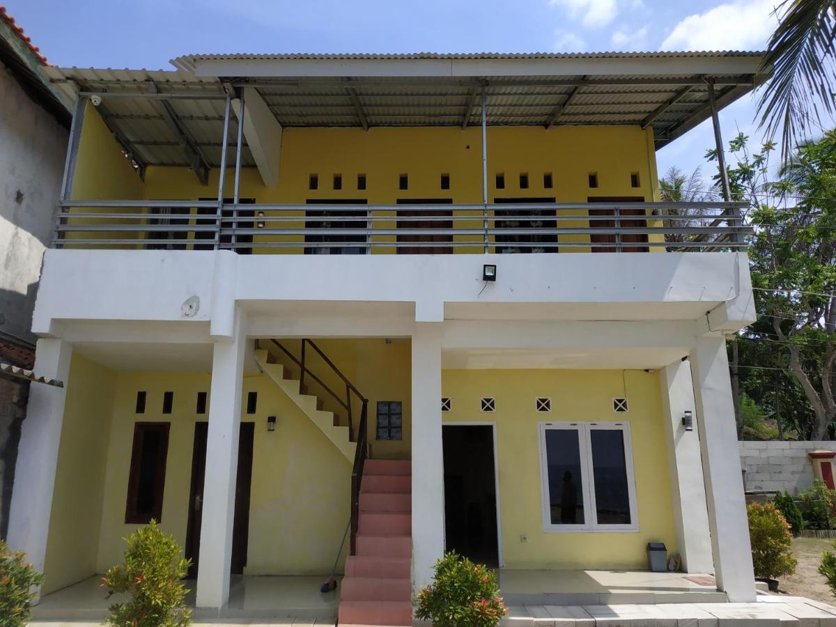 Oyo 3050 Hotasi Seaview Syariah Hotel Anyer Exterior photo